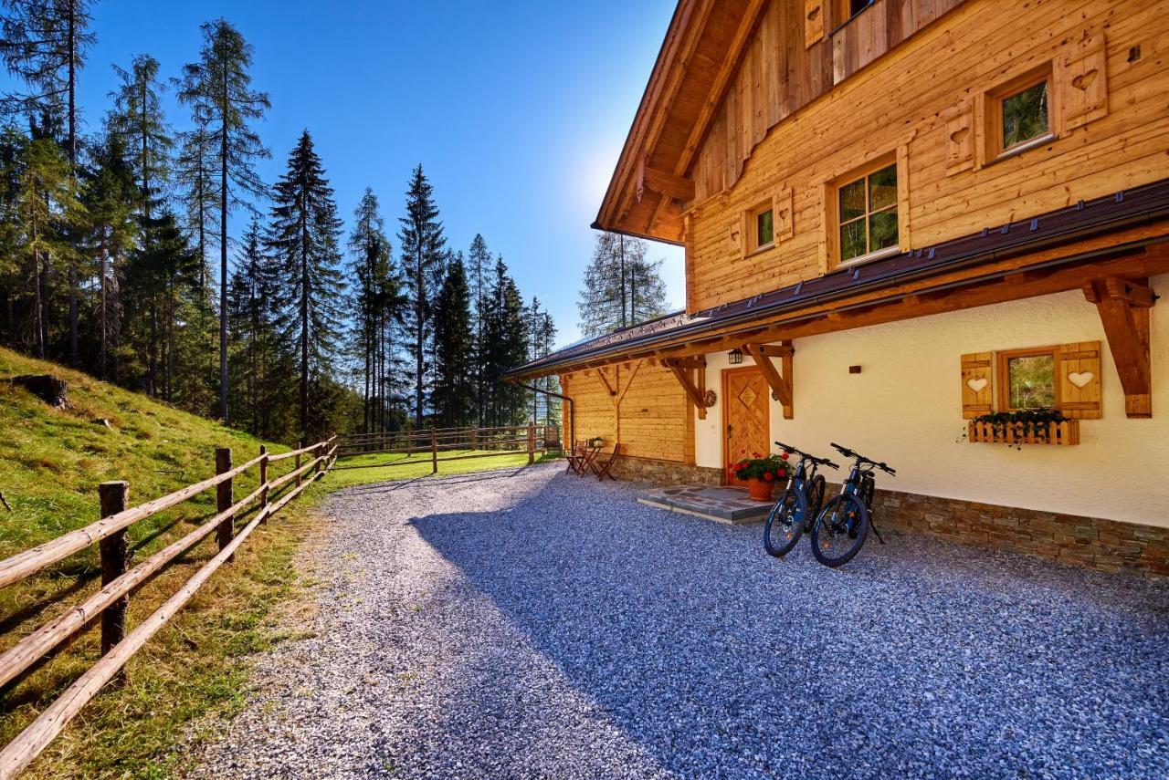 Chalets Almidylle Занкт-Мартін-ам-Тенненґебірґе Екстер'єр фото
